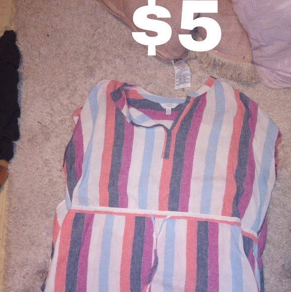 Clothes - Picture 8 of 11